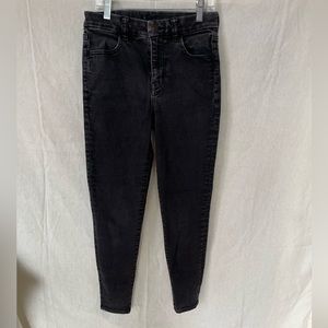 American Eagle Next level stretch black jeans Women’s Size 4 Short